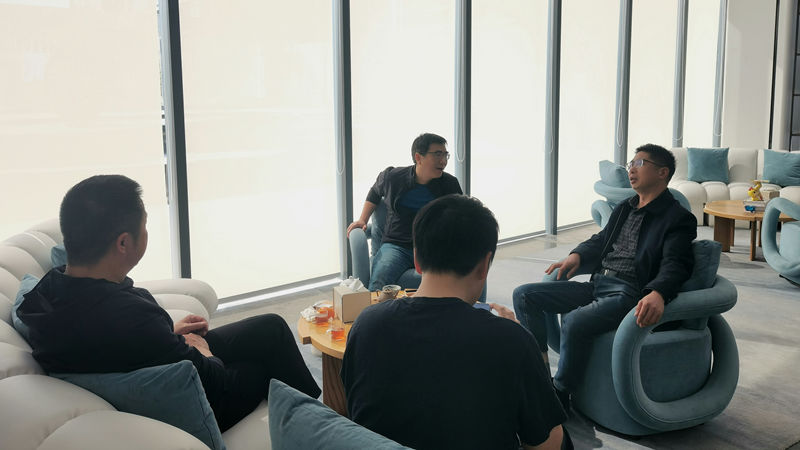 松陽(yáng)縣住房公積金管理中心主任李樟標(biāo)調(diào)研浙農(nóng)實(shí)業(yè)南宸府項(xiàng)目